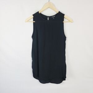 Women's XS Lucky Brand top